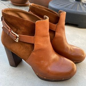 Massimo Dutti tan leather and suede booties - size 40